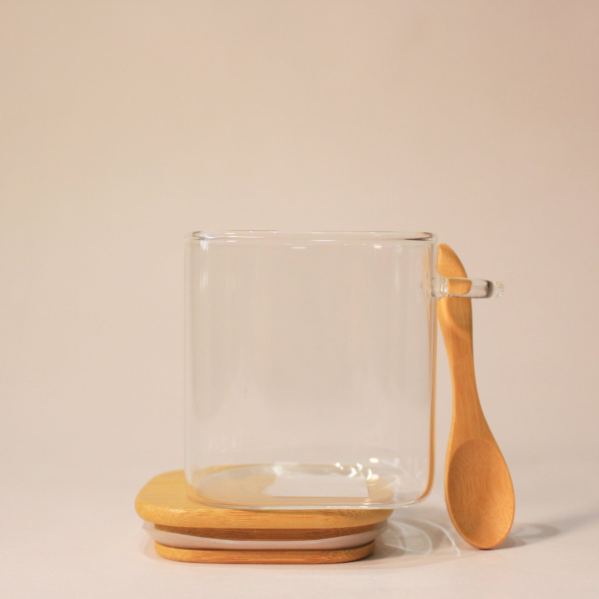 Contenedor con cuchara Bambú