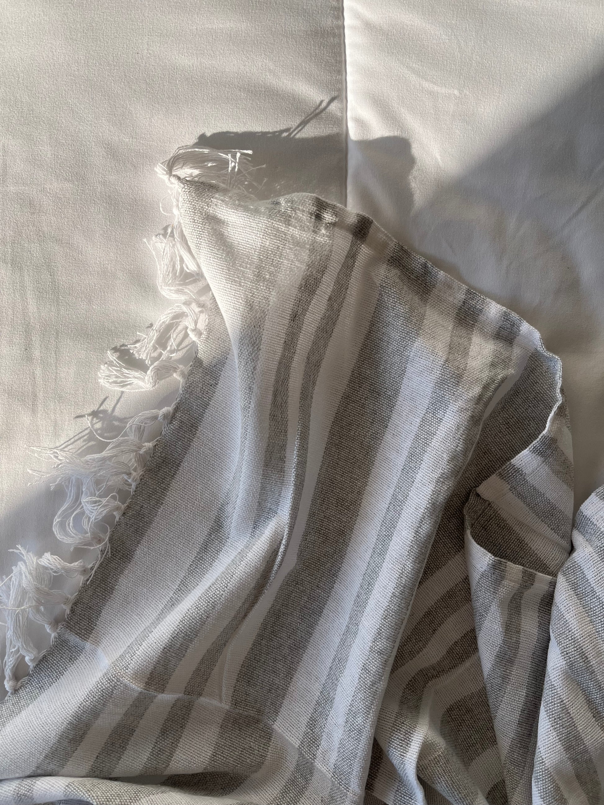 Manta decorativa fina